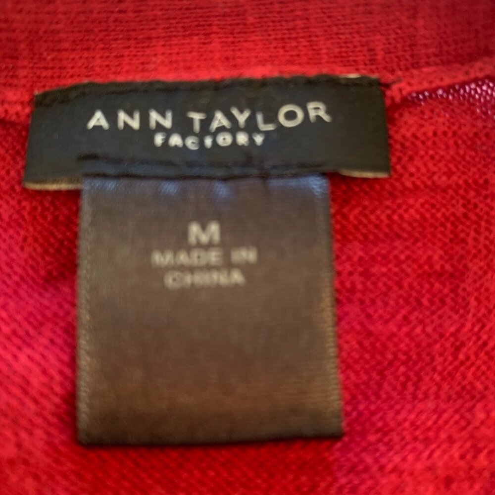 Ann Taylor Factory Cranberry Red Button Down Cardigan Medium - Picture 9 of 9